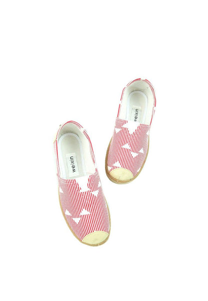 รองเท้าส้นแบบแคนวาสลายเส้น BX332- Pin Stripe Canvas Slip-On Flat Shoes รองเท้าส้นแบบแคนวาสลายเส้น BX332- Pin Stripe Canvas Slip-On Flat Shoes