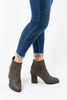 รองเท้าบูทแฟชั่นส้นสูงแต่งพู่ - Pointed Toe Mid Heel Ankle Boots