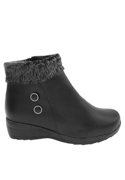 รองเท้าบูทหนังแต่งขน A603- Faux Fux Patent Leather Ankle Boots รองเท้าบูทหนังแต่งขน A603- Faux Fux Patent Leather Ankle Boots