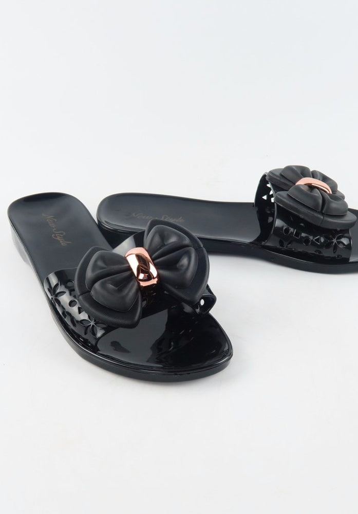 Floral rubber sandals