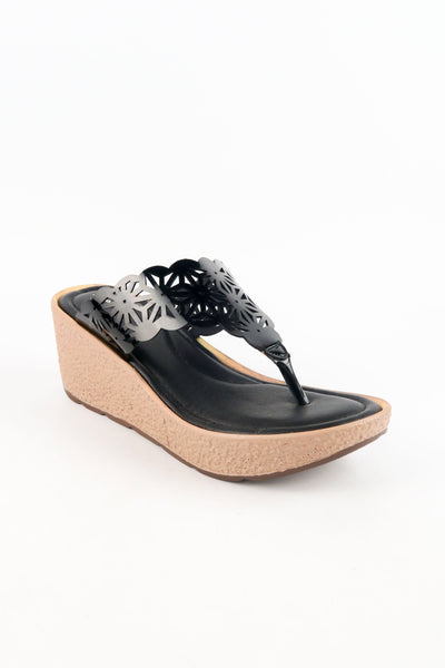 รองเท้าแตะส้นเตารีด - Wedge Sandals With Heel Design
