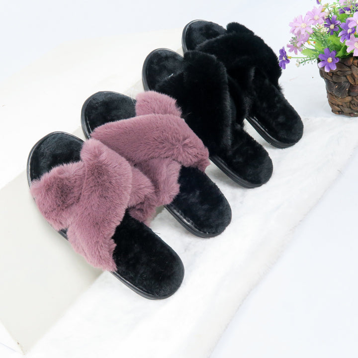 รองเท้าแตะขนเฟอร์ - Cross Straps Plush Faux Fur Rubber Sole House Slipper