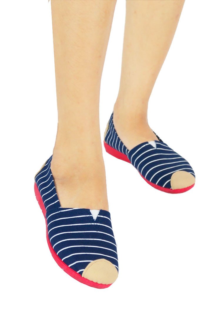 รองเท้าส้นแบนผ้าแคนวาส BX2010 - Bengal Stripe Canvas Flats Shoes